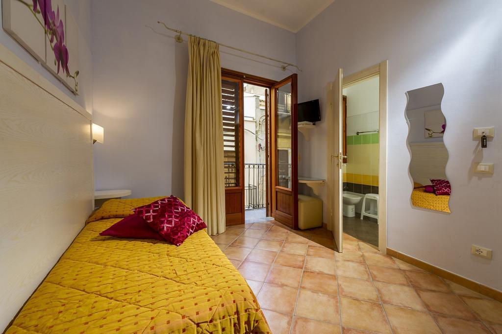 Badia Rooms & Breakfast Castellammare del Golfo Room photo