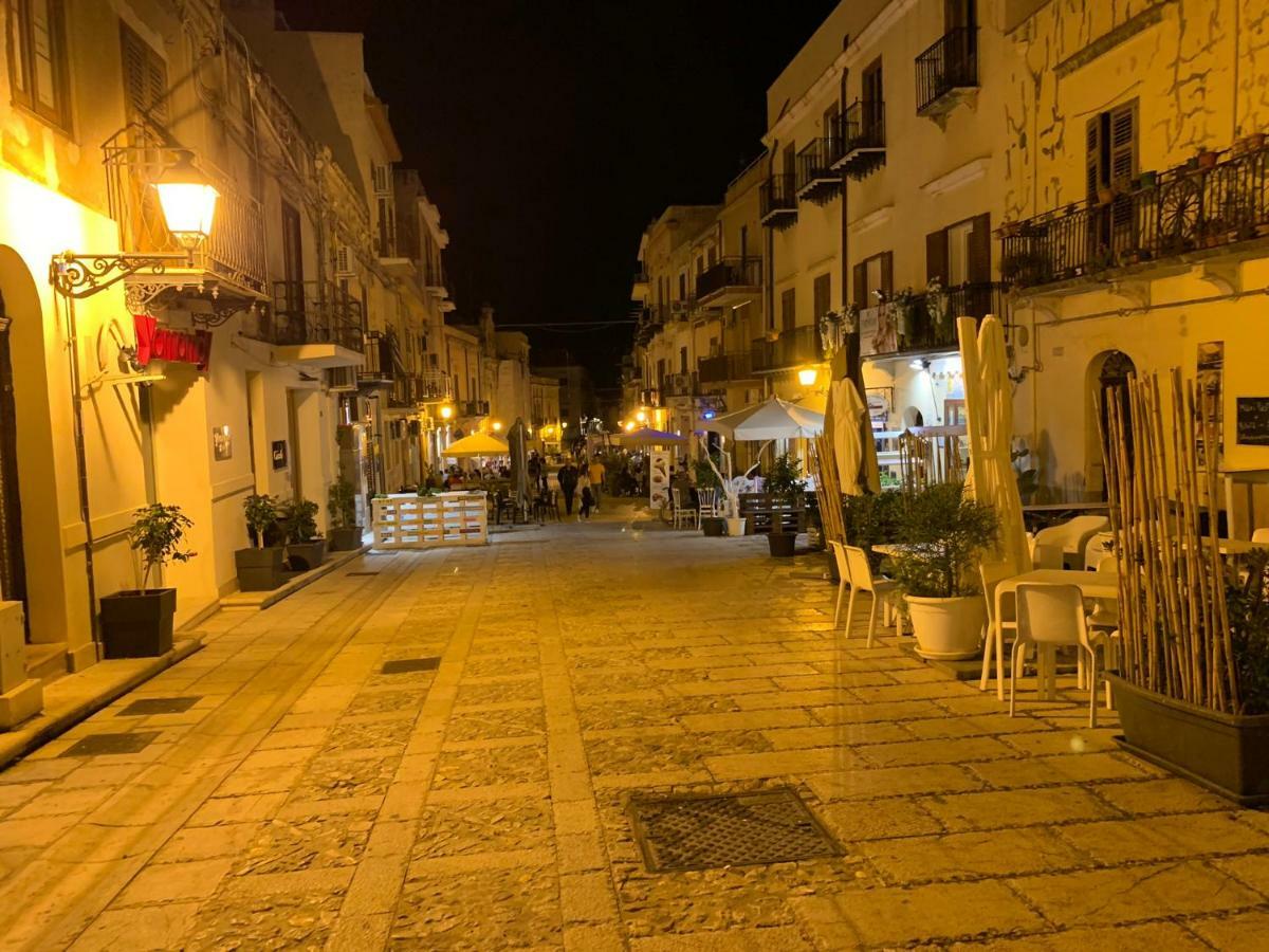 Badia Rooms & Breakfast Castellammare del Golfo Exterior photo